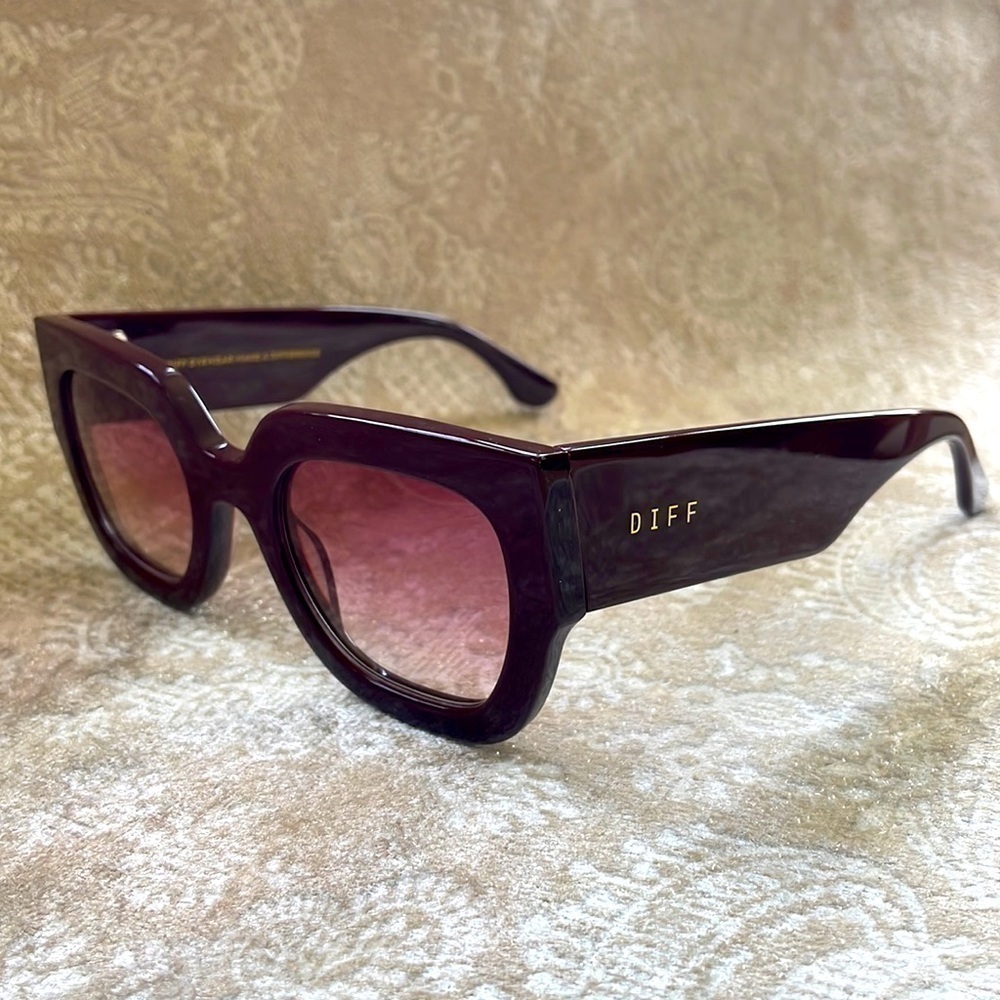 Brand New Diff Eyewear Arden Boxy Square Claret Wine Sunglasses 100% UV Protect